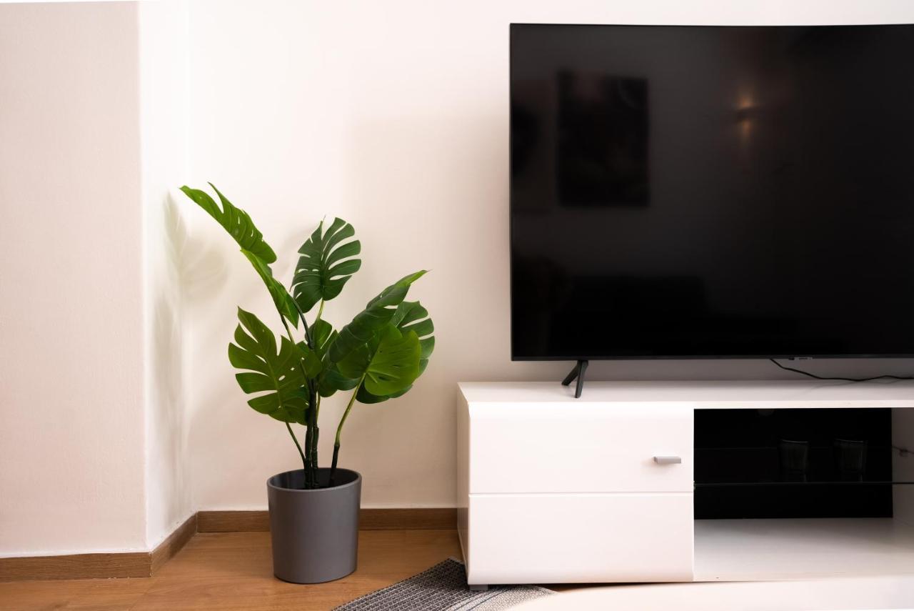 Lovely Apartment In The Heart Of Thessaloniki Center エクステリア 写真