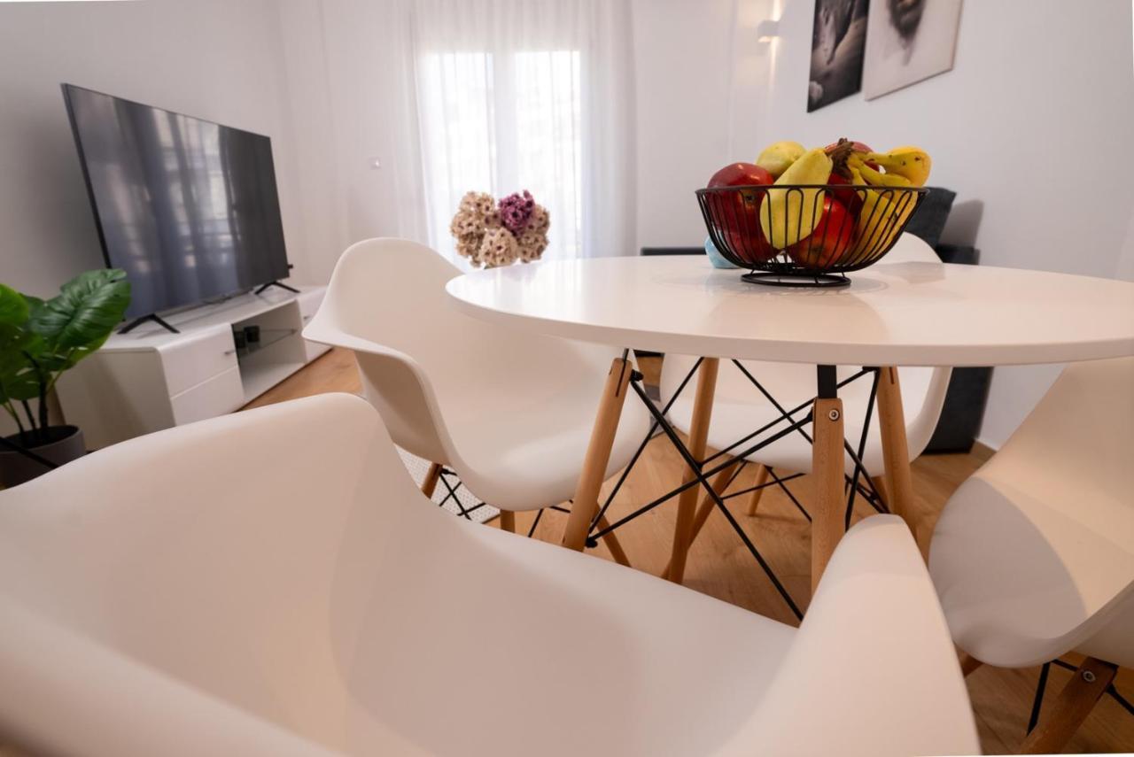 Lovely Apartment In The Heart Of Thessaloniki Center エクステリア 写真