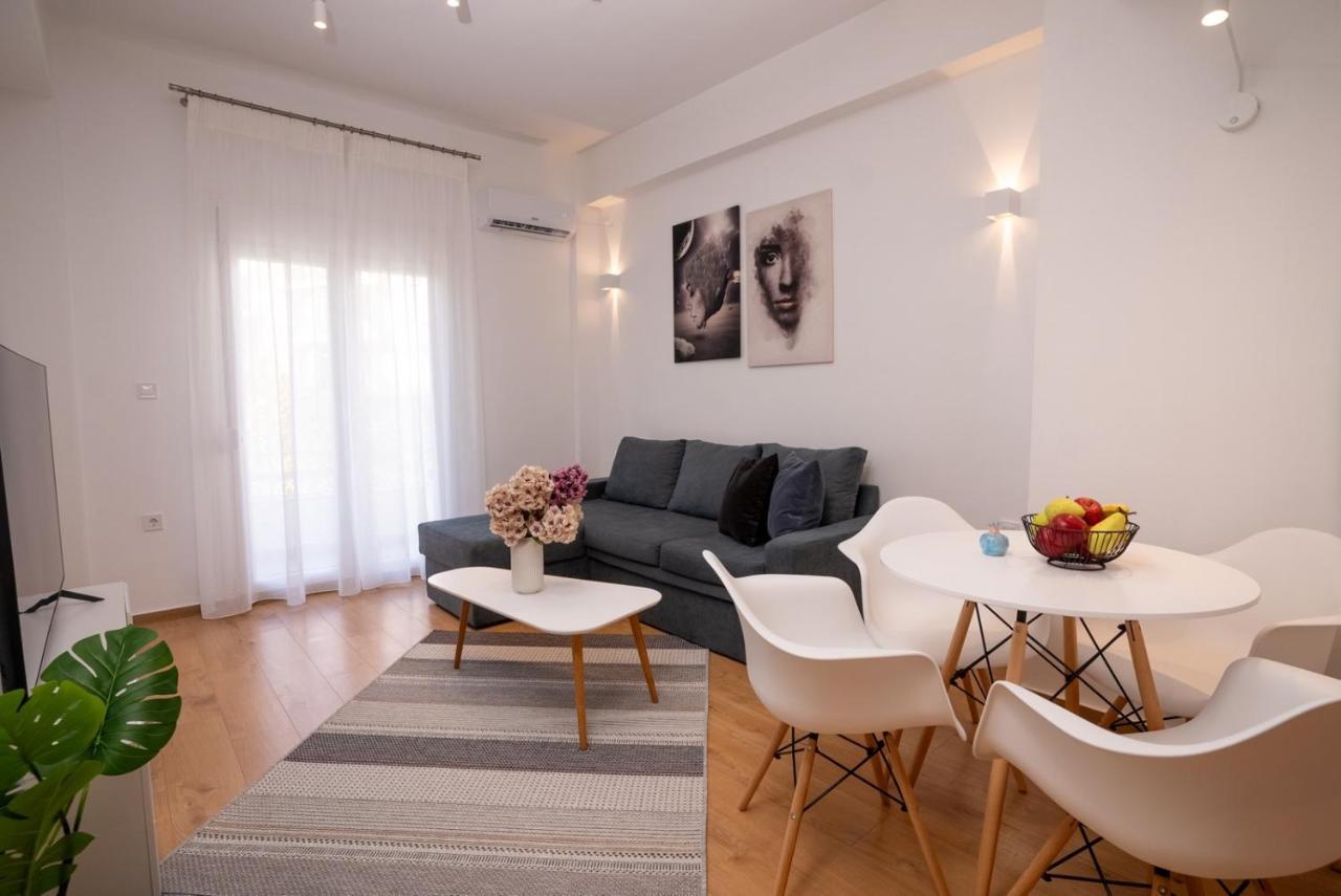 Lovely Apartment In The Heart Of Thessaloniki Center エクステリア 写真
